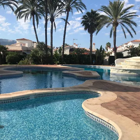 Estudio Sin ,todo En Blanco Denia