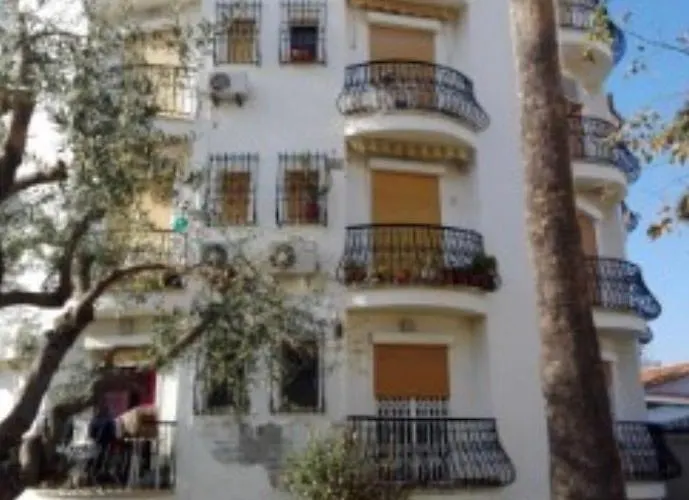 Estudio Sin ,todo En Blanco